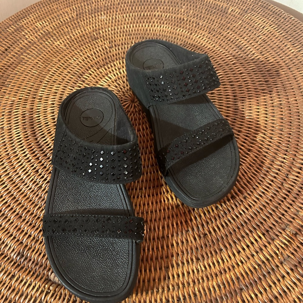 Black slides